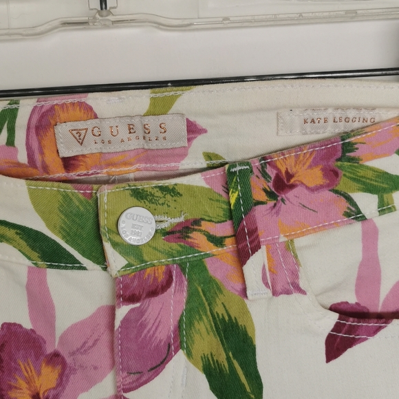 GUESS FLOWER JEANS - Picture 3 of 4